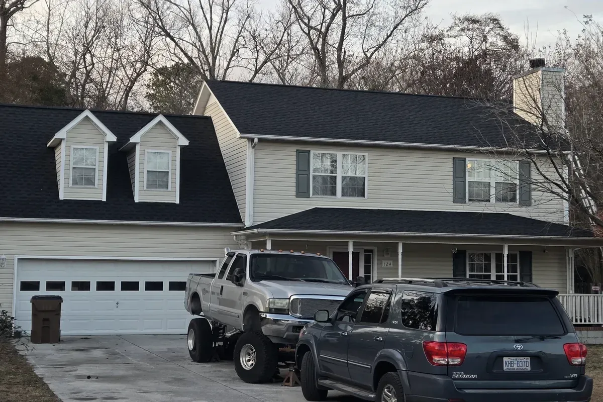 Completed roof replacement project by Howard Roofing & Construction, Wilmington NC
