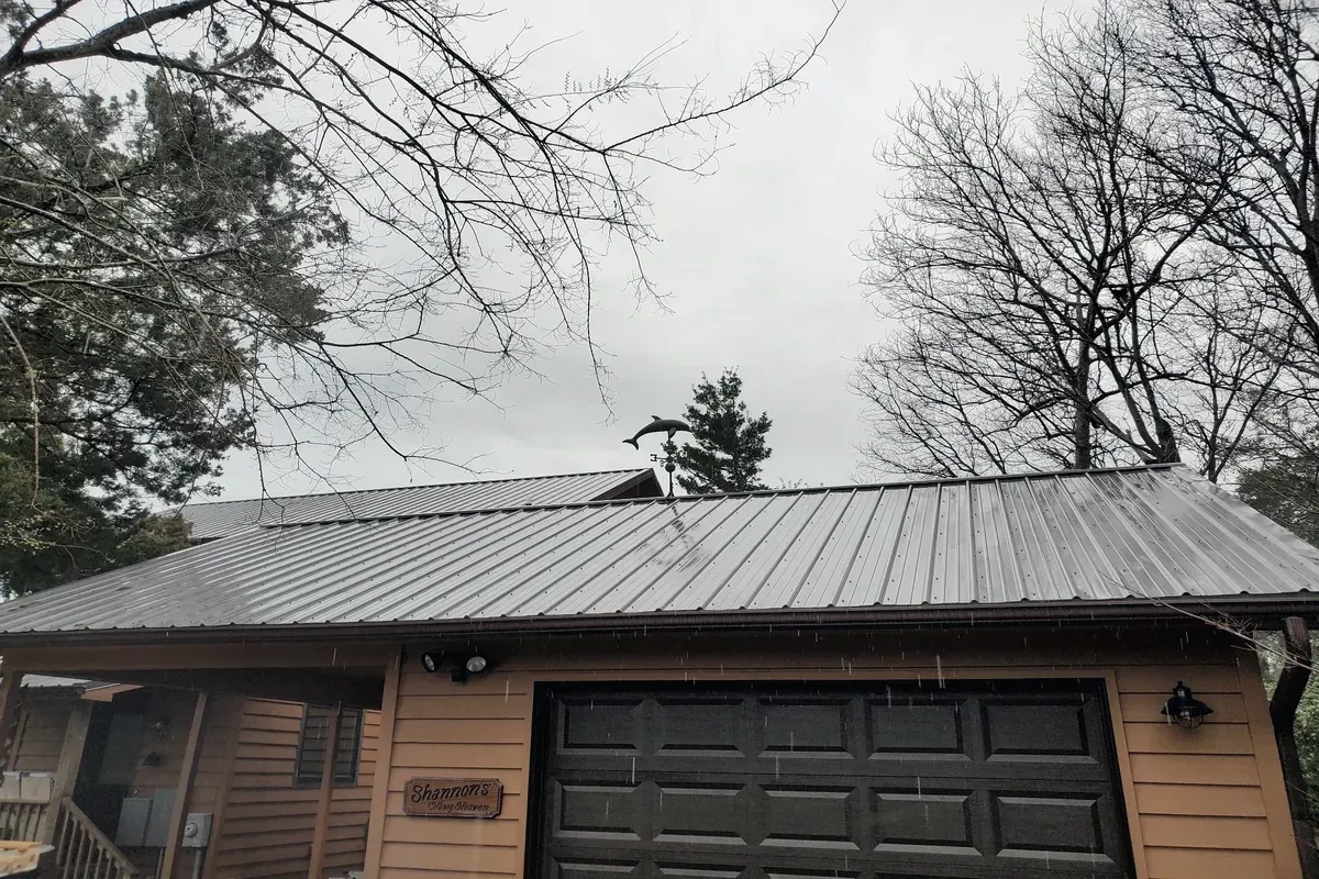 Completed roof replacement project by Howard Roofing & Construction, Wilmington NC